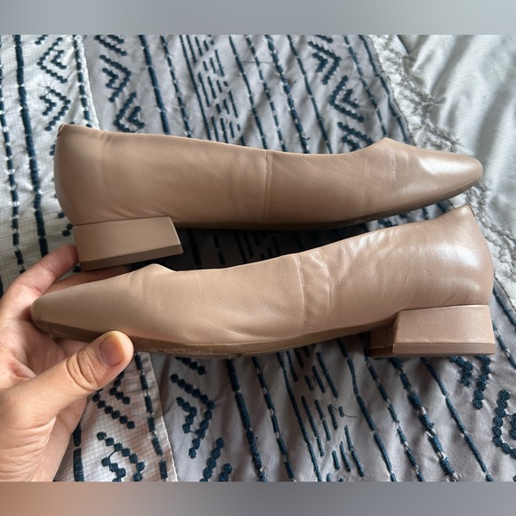 EASY SPIRIT Womens Beige Removable Liner Caldise Almond Slip On Pumps 7.5 W - Picture 8 of 8